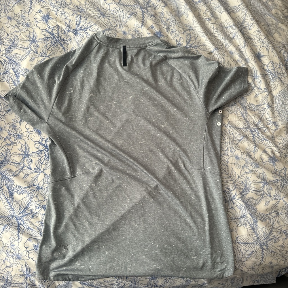 Lululemon shirt